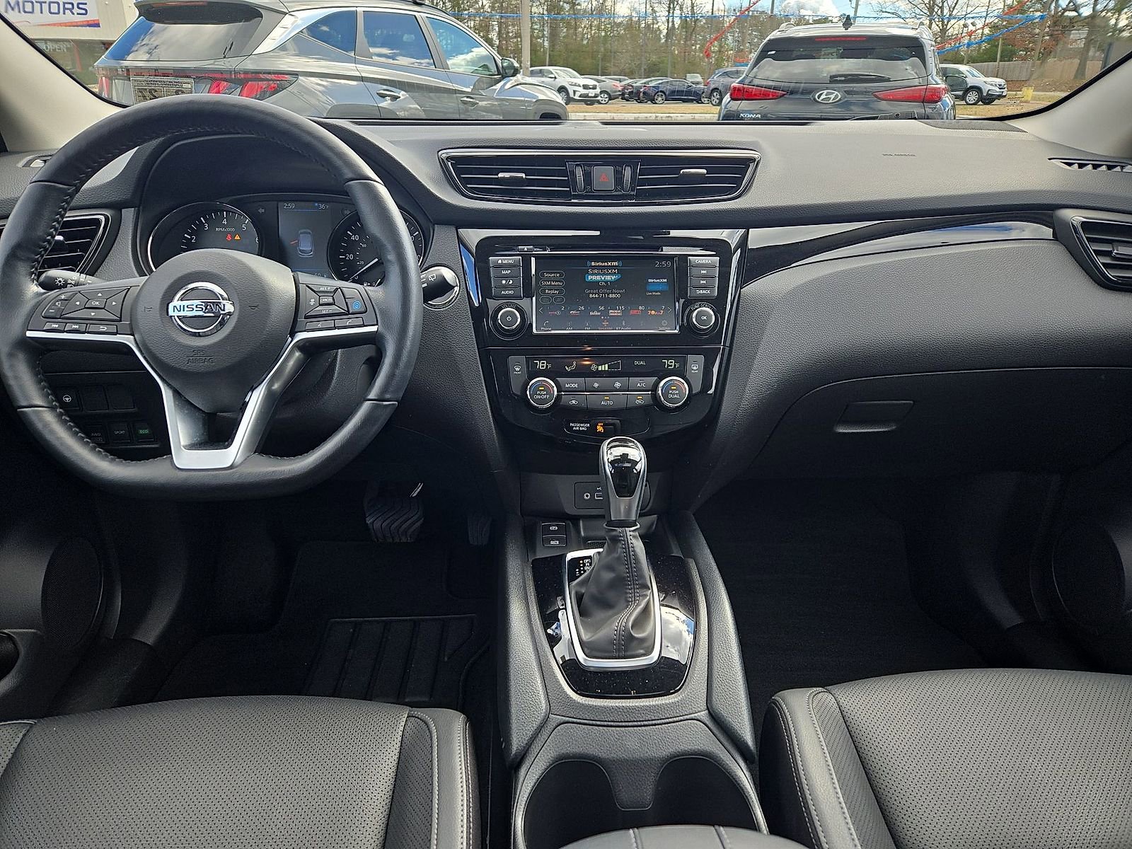 Used 2021 Nissan Rogue Sport SL w/ Premium Package image 10
