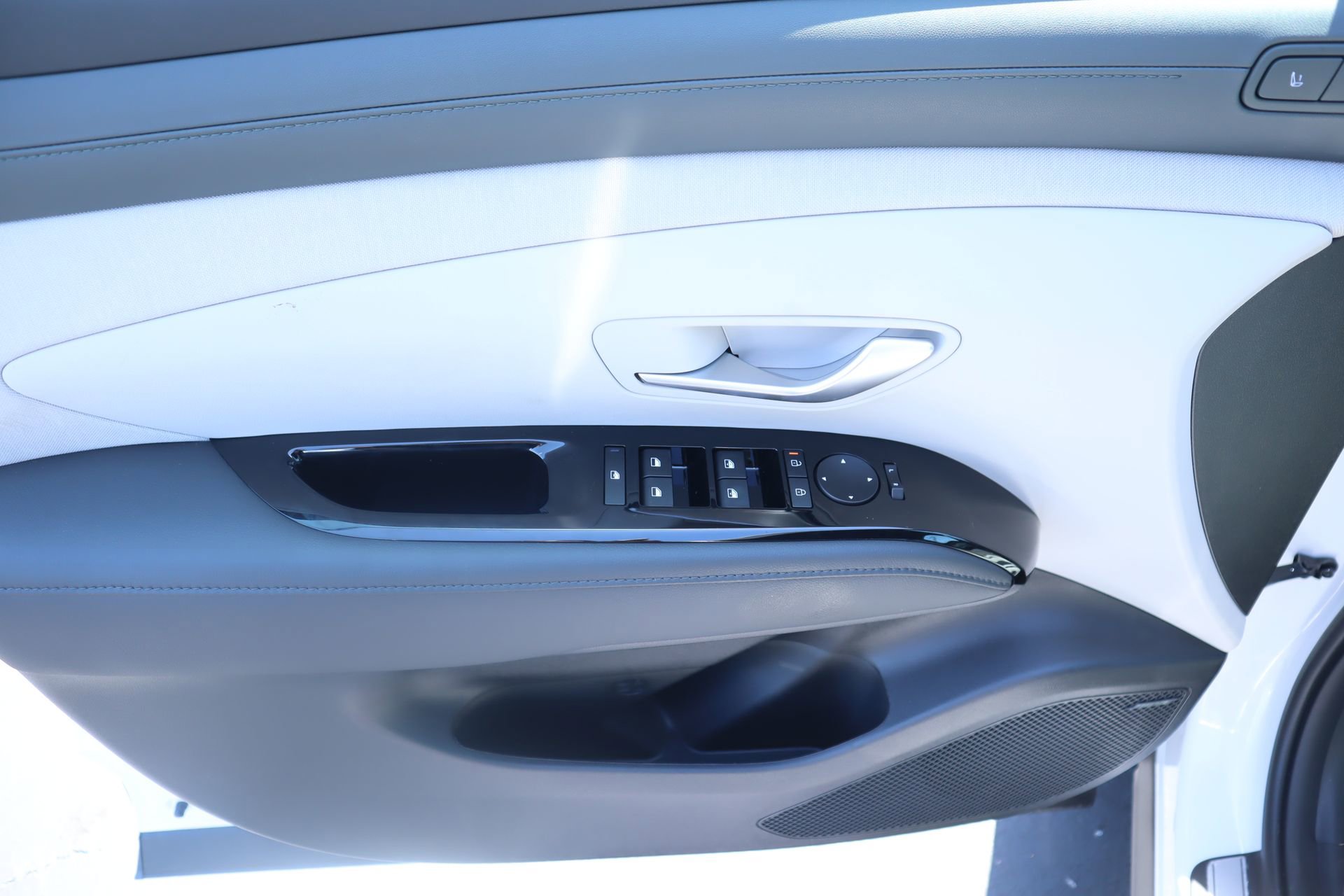 New 2026 Hyundai Tucson Limited AWD/4WD image 15