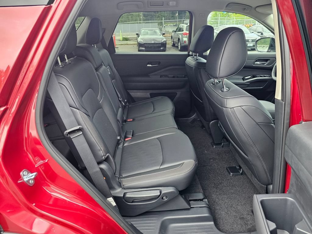 New 2026 Nissan Pathfinder SL AWD/4WD image 25