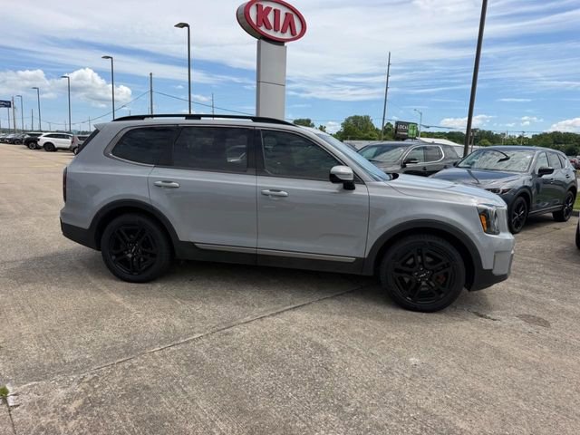 Used 2023 Kia Telluride SX X-Line AWD/4WD image 2