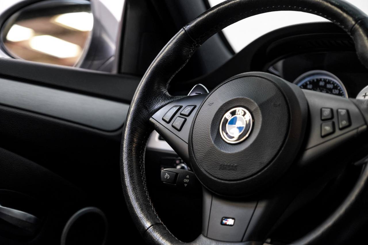 Used 2010 BMW M5 RWD image 19