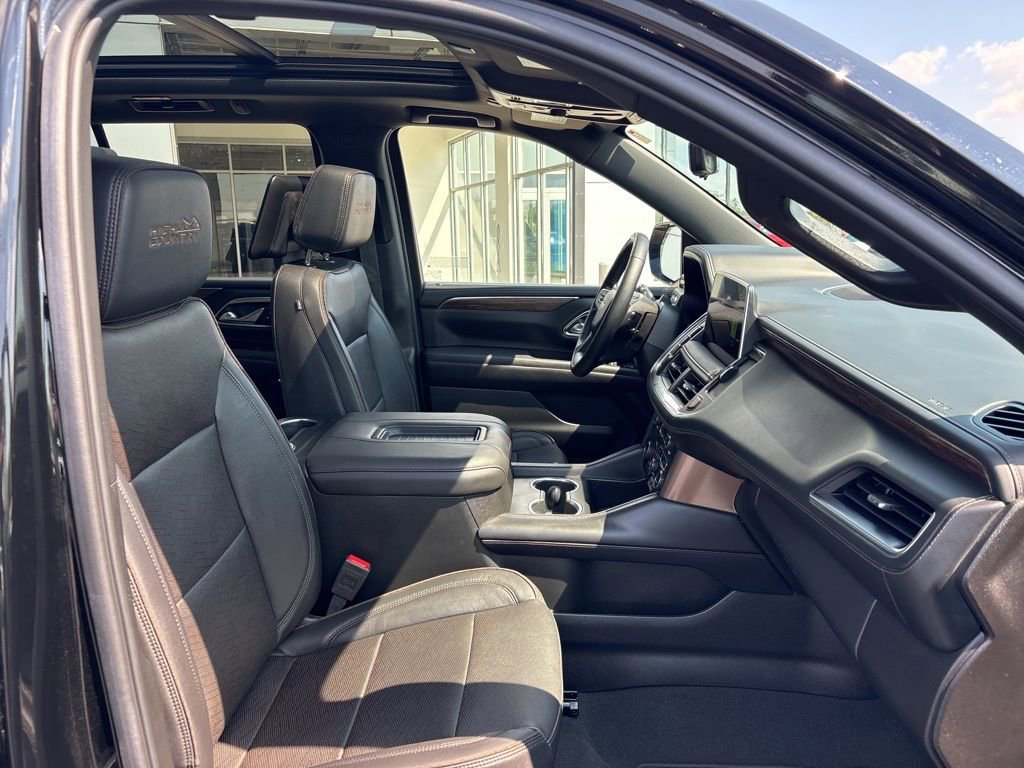 Certified 2024 Chevrolet Tahoe High Country w/ Advanced Technology Package image 22