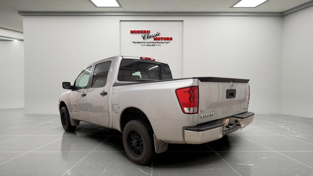 Used 2015 Nissan Titan SV AWD/4WD image 5