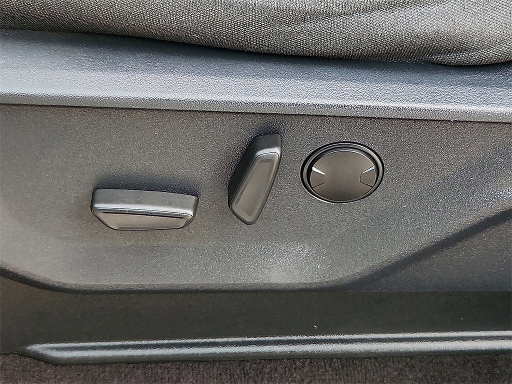 Used 2022 Ford F150 XLT w/ Equipment Group 302A High image 18