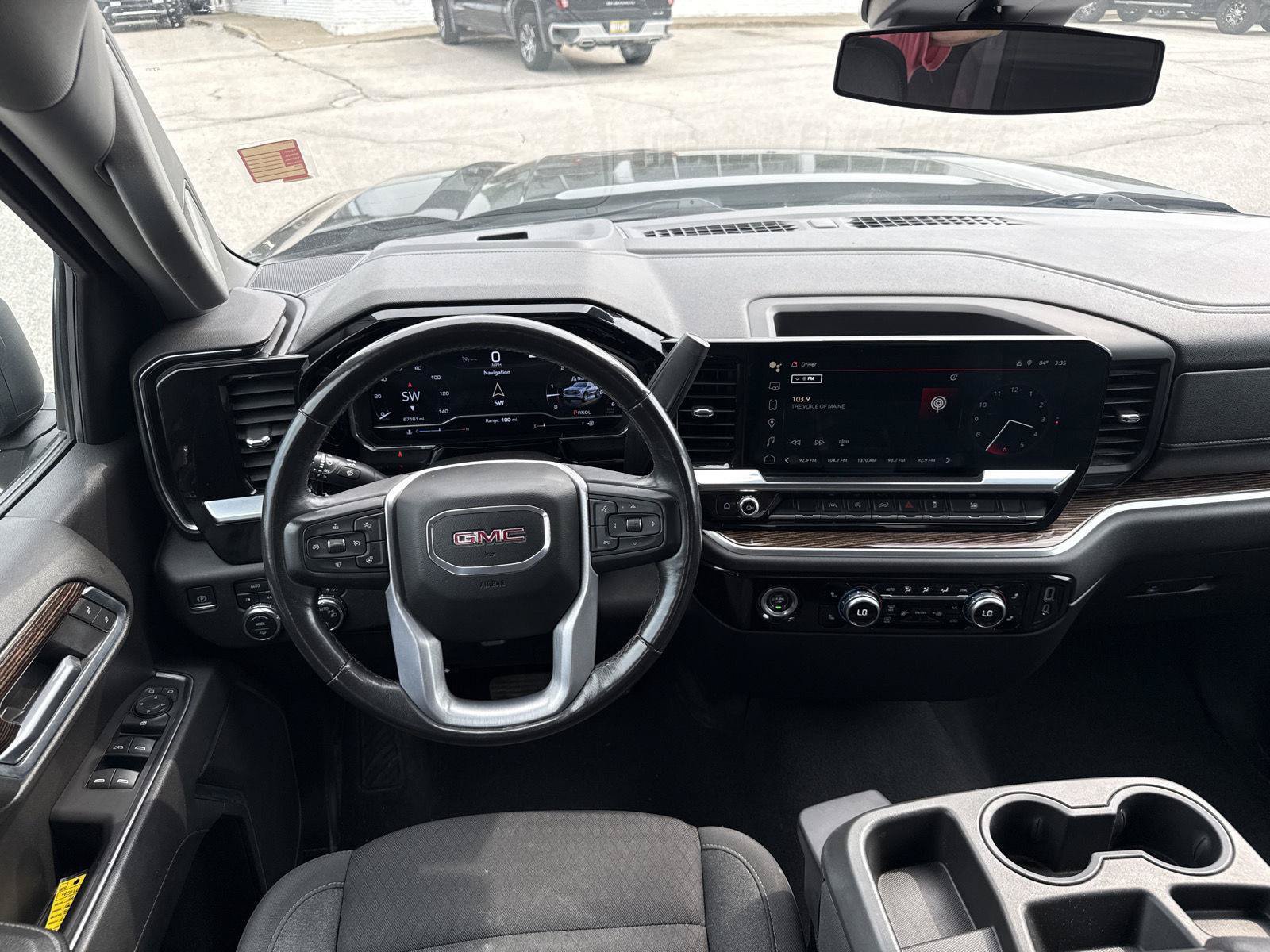 Used 2022 GMC Sierra 1500 SLE AWD/4WD image 14