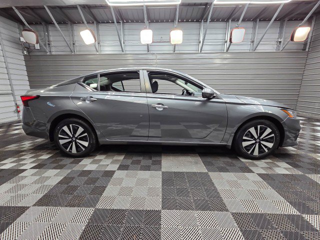 Used 2022 Nissan Altima 2.5 SV w/ SV Premium Package AWD/4WD image 9