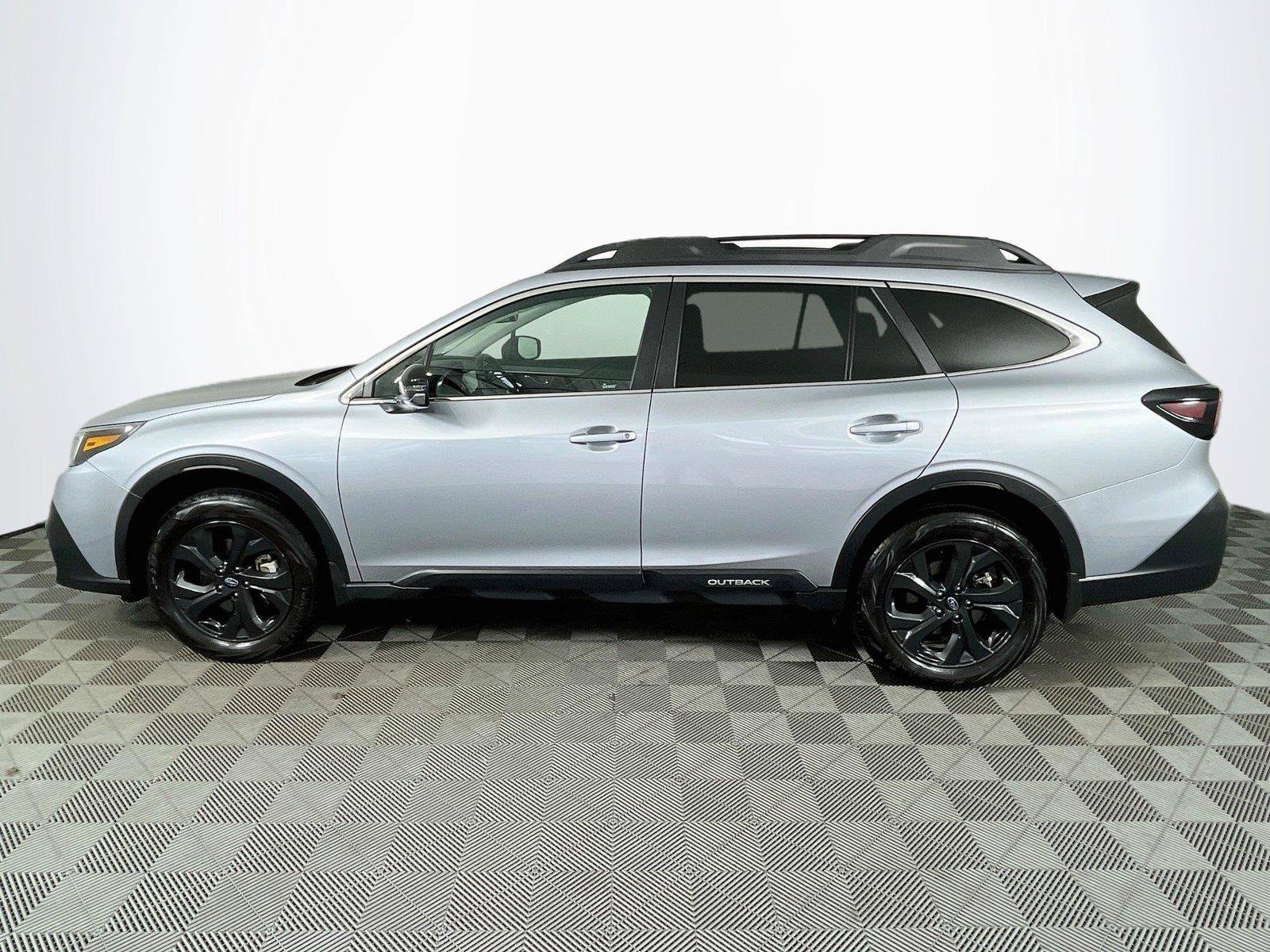 Used 2020 Subaru Outback Onyx Edition XT w/ Popular Package #2 AWD/4WD image 4