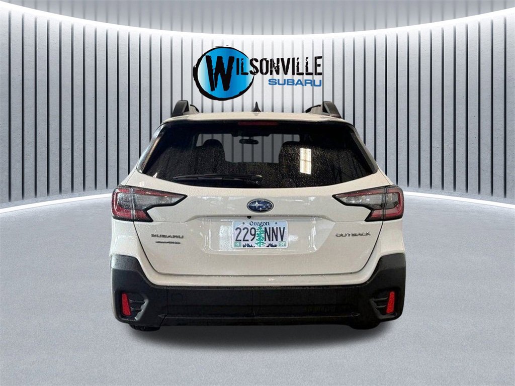 Used 2022 Subaru Outback Premium image 5
