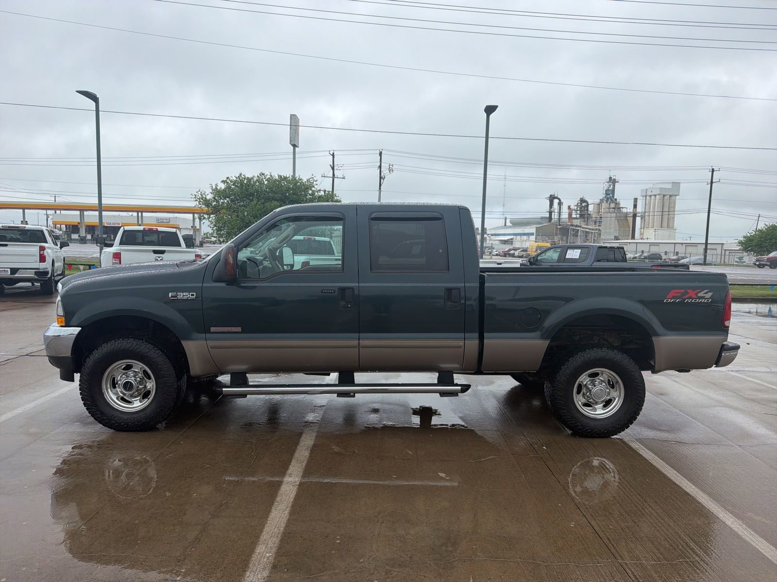 Used 2004 Ford F350 Lariat AWD/4WD image 8