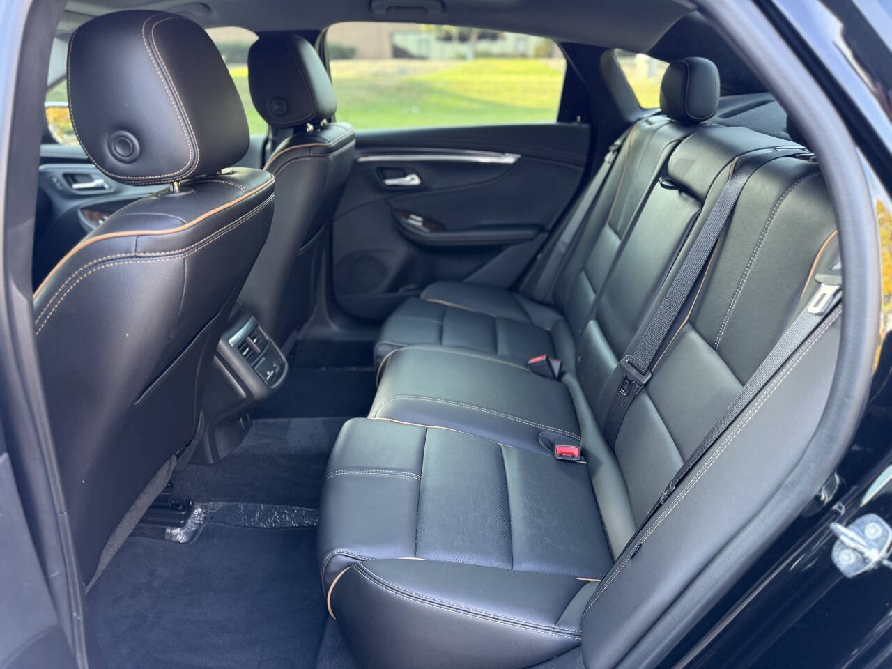 Used 2015 Chevrolet Impala LTZ FWD image 15