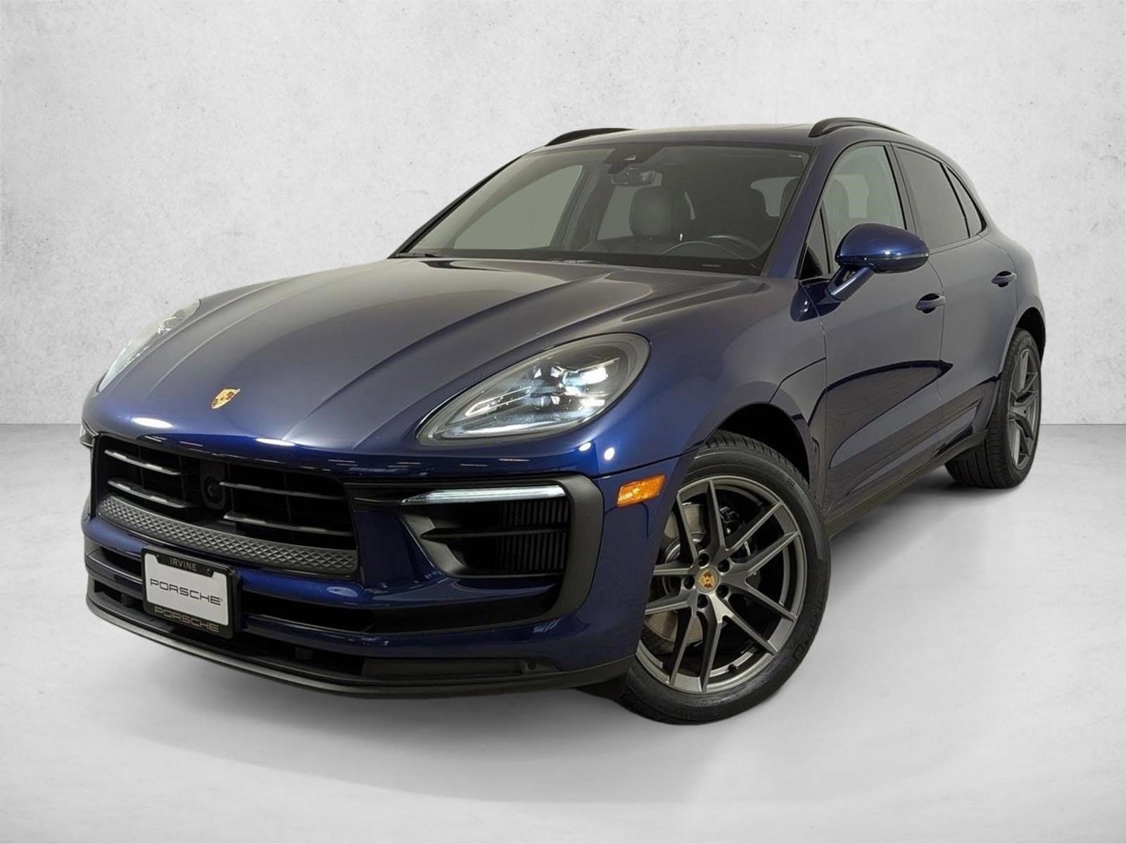 Certified 2023 Porsche Macan S AWD/4WD image 1