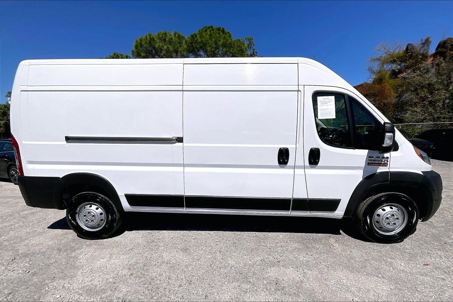 Used 2021 RAM ProMaster 2500 image 17