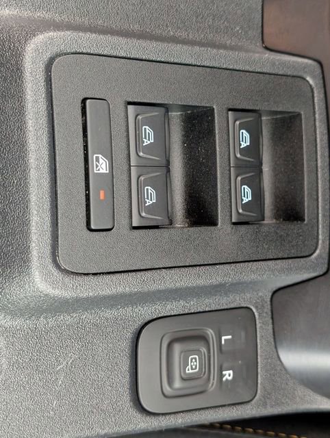 Used 2024 Ford Bronco Badlands AWD/4WD image 23