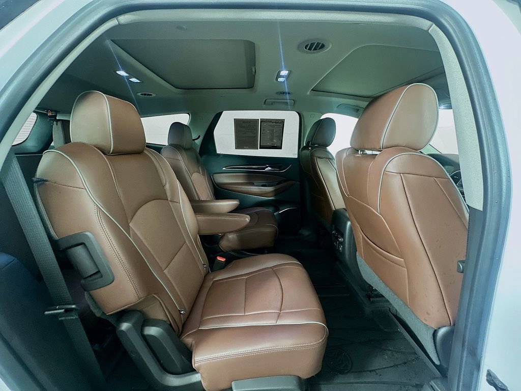 Used 2020 Buick Enclave Avenir w/ Avenir Technology Package image 29