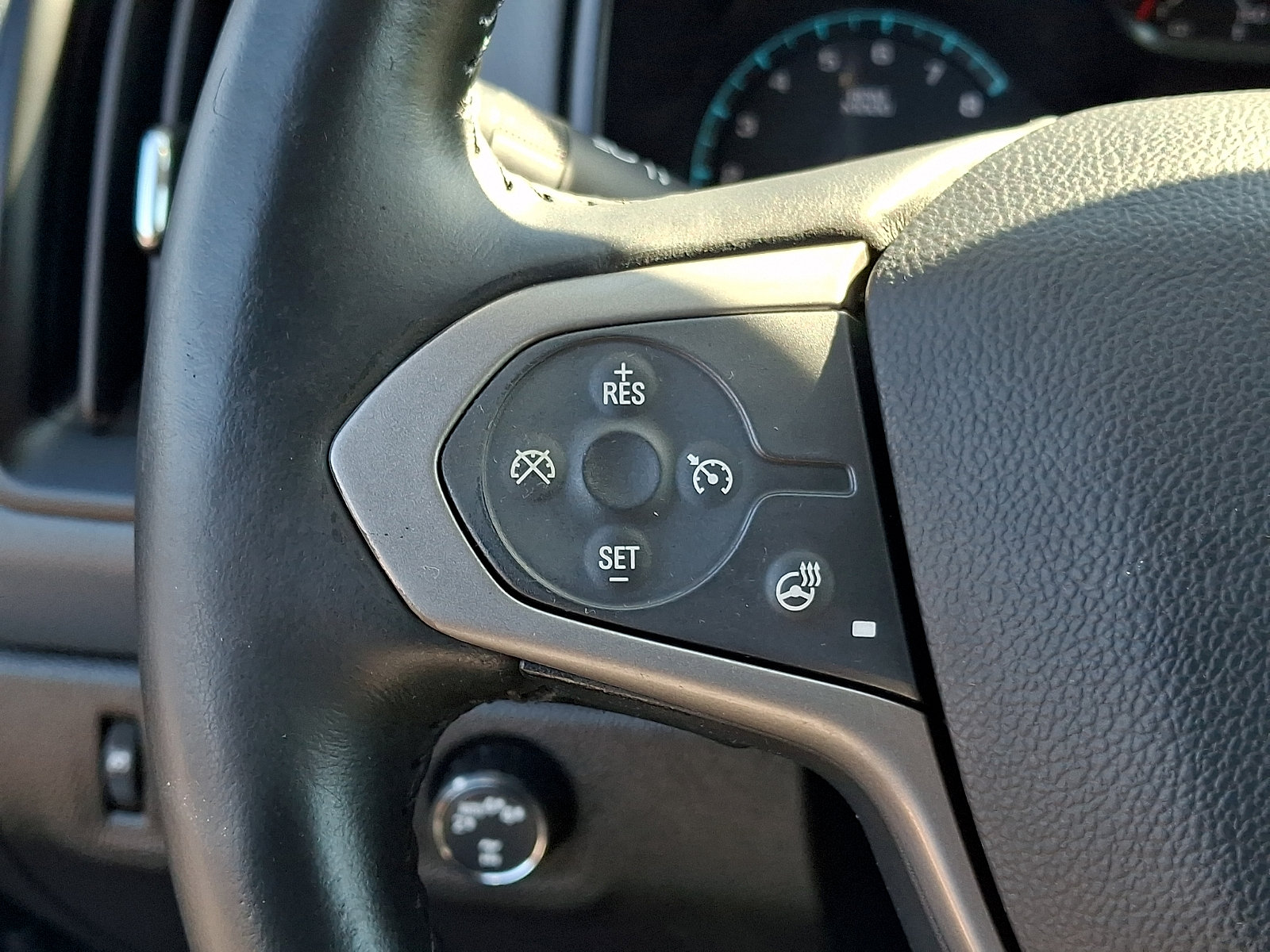 Used 2019 Chevrolet Colorado Z71 AWD/4WD image 21