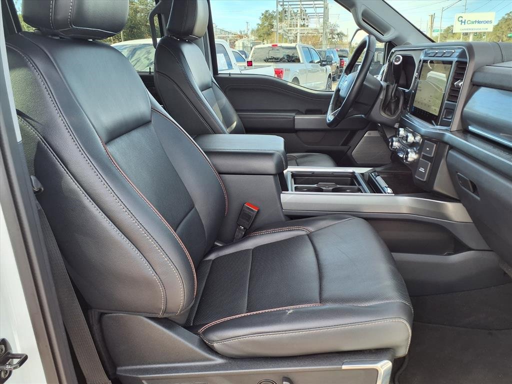 Used 2023 Ford F250 Lariat w/ Chrome Package image 14