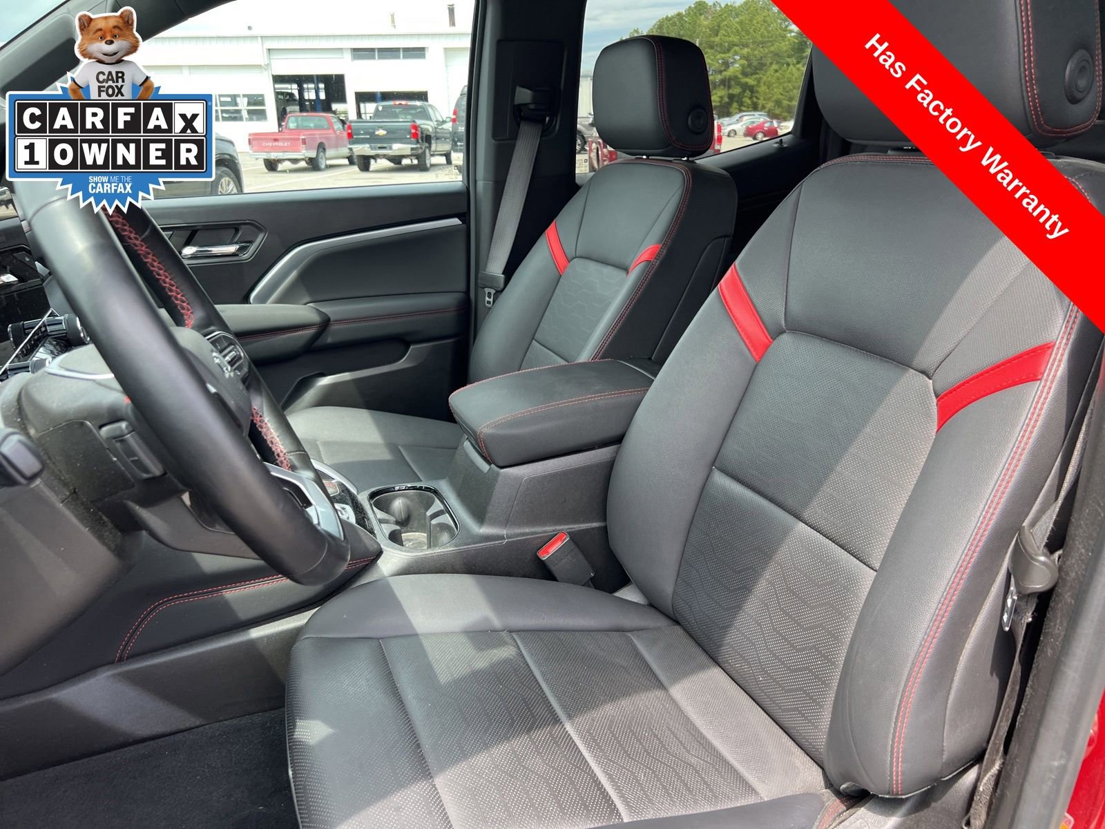 Used 2024 Chevrolet Colorado Z71 w/ Z71 Convenience Package 2 AWD/4WD image 13