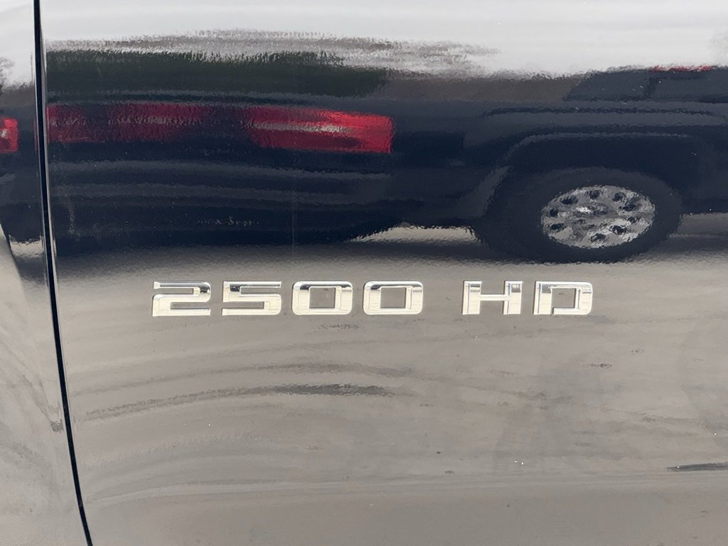 Used 2025 Chevrolet Silverado 2500 ZR2 w/ Technology Package image 50