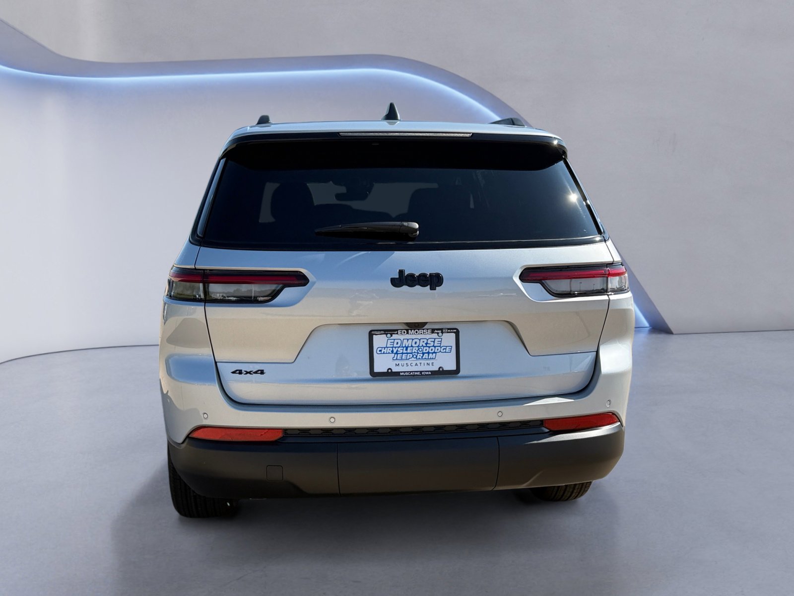 New 2025 Jeep Grand Cherokee L Altitude image 4
