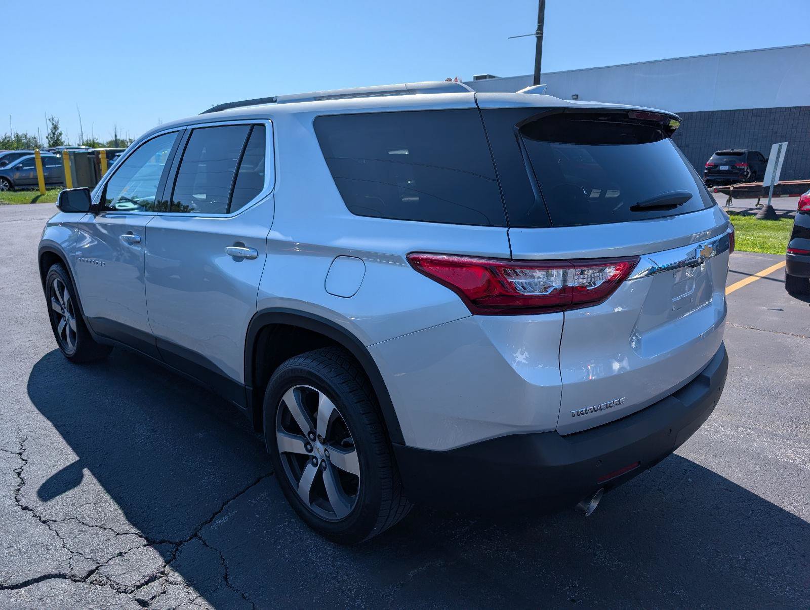 Used 2018 Chevrolet Traverse LT AWD/4WD image 5