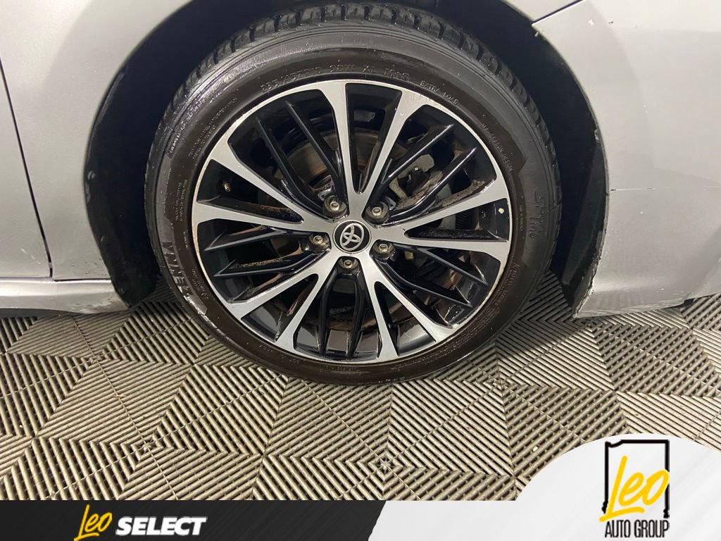 Used 2020 Toyota Camry SE w/ Audio Package FWD image 23