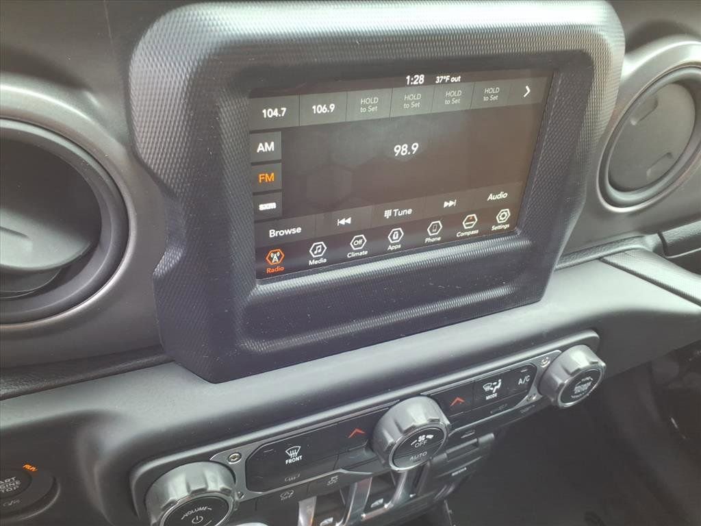 Used 2023 Jeep Wrangler Sport S image 26