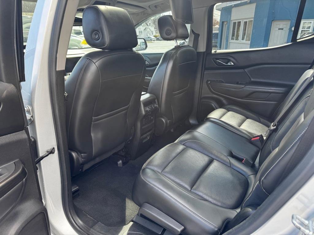 Used 2018 GMC Acadia SLT w/ LPO, Floor Liner Package AWD/4WD image 14
