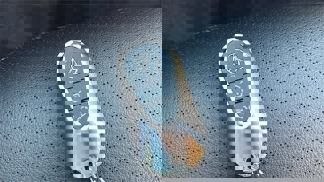 Certified 2025 Mercedes-Benz GLC 300 4MATIC image 94