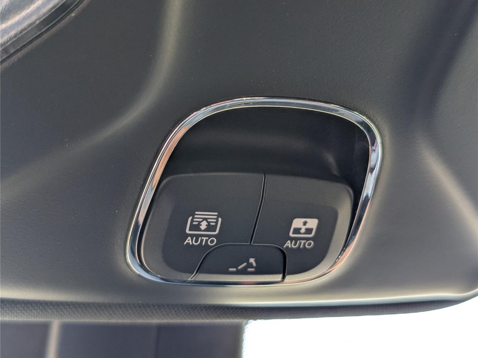 Used 2022 Jeep Compass High Altitude AWD/4WD image 32