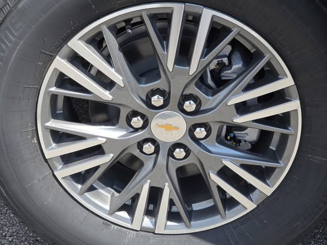 New 2027 Chevrolet Traverse LT w/ Driver Confidence Package AWD/4WD image 11