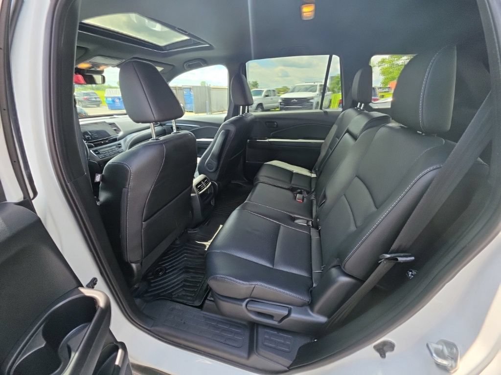 Used 2022 Honda Passport EX-L image 27