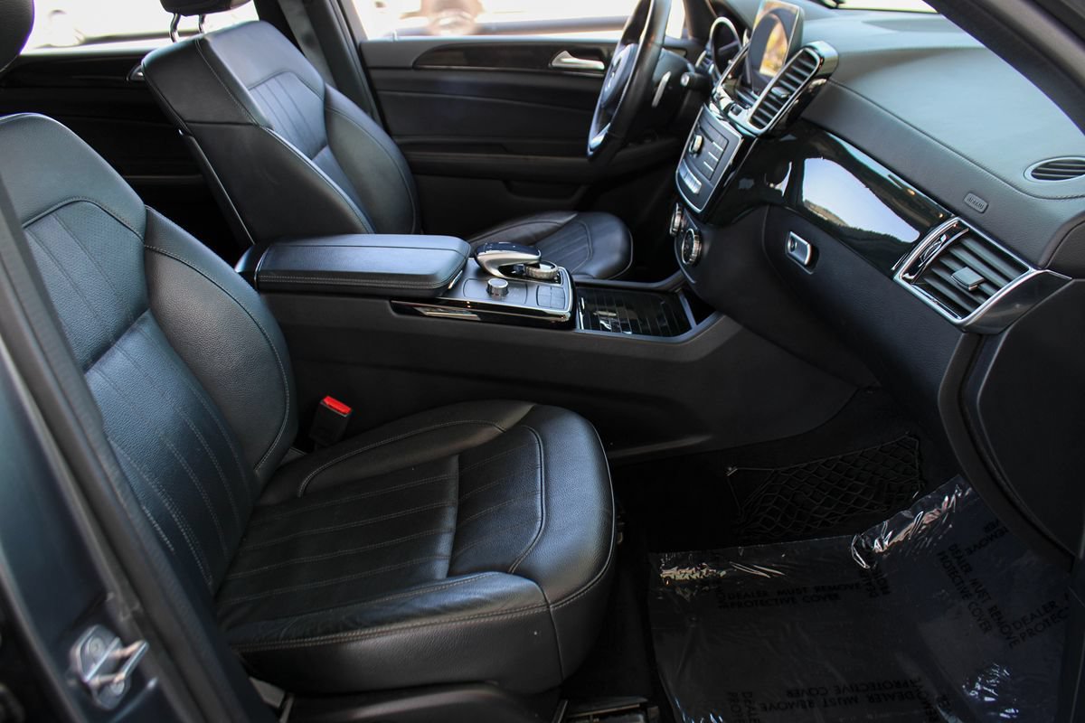Used 2018 Mercedes-Benz GLS 450 4MATIC image 21