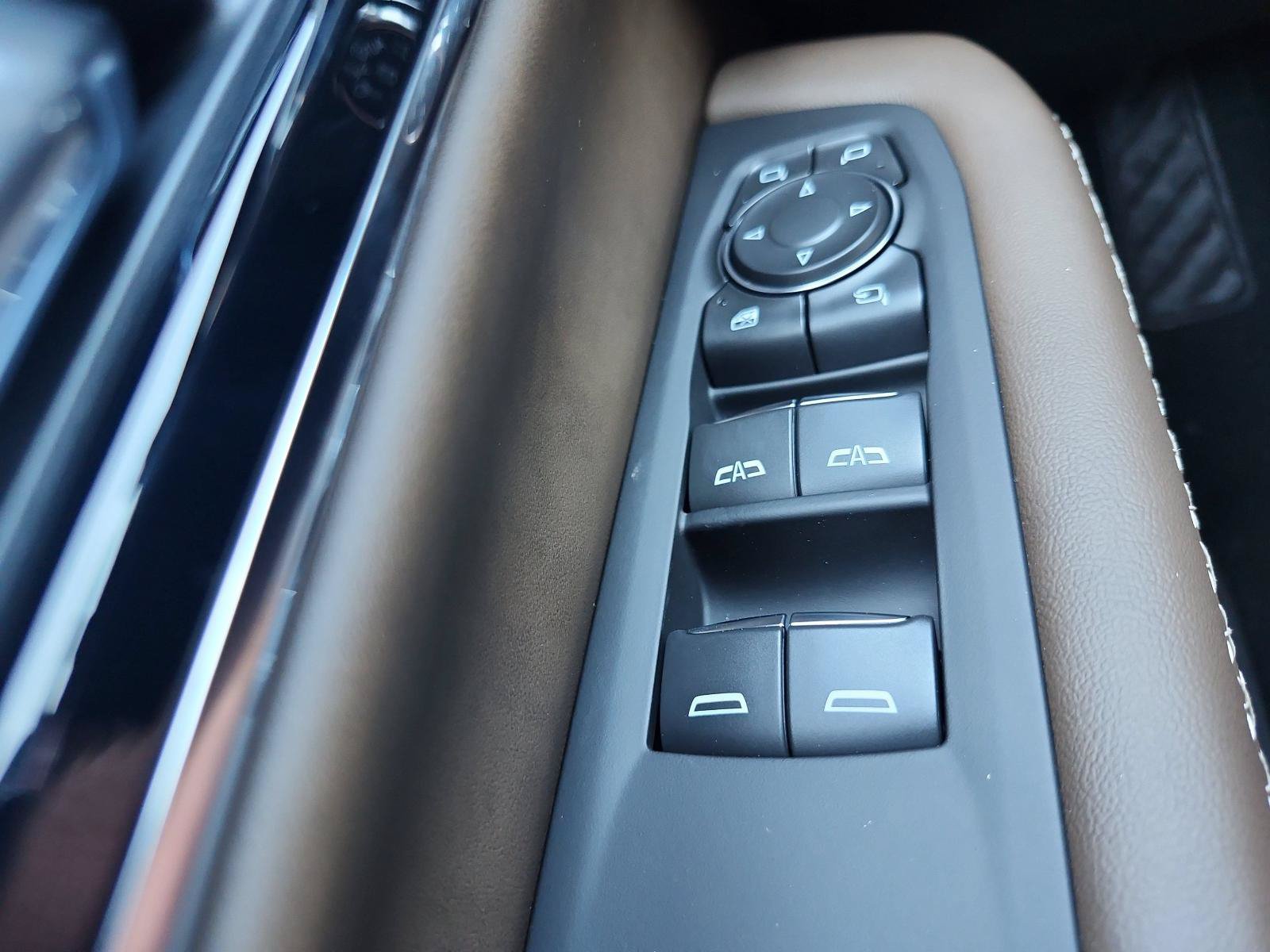 New 2026 GMC Yukon XL Denali Ultimate AWD/4WD image 19