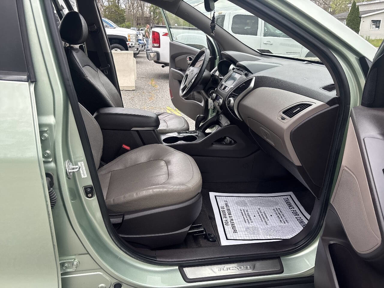 Used 2011 Hyundai Tucson Limited w/ Premium Pkg 3 AWD/4WD image 22