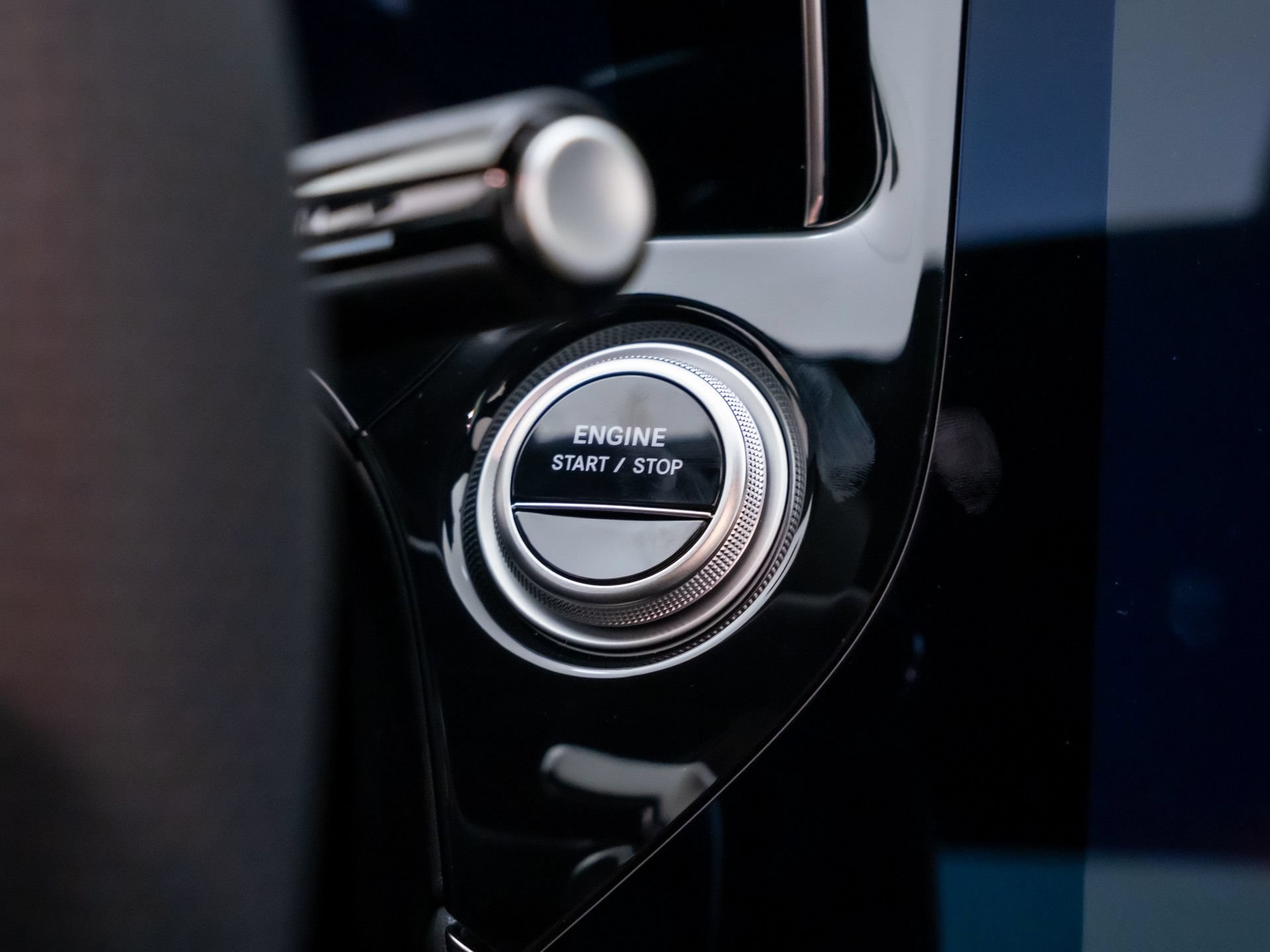 New 2026 Mercedes-Benz E 53 AMG e 4MATIC Sedan image 23