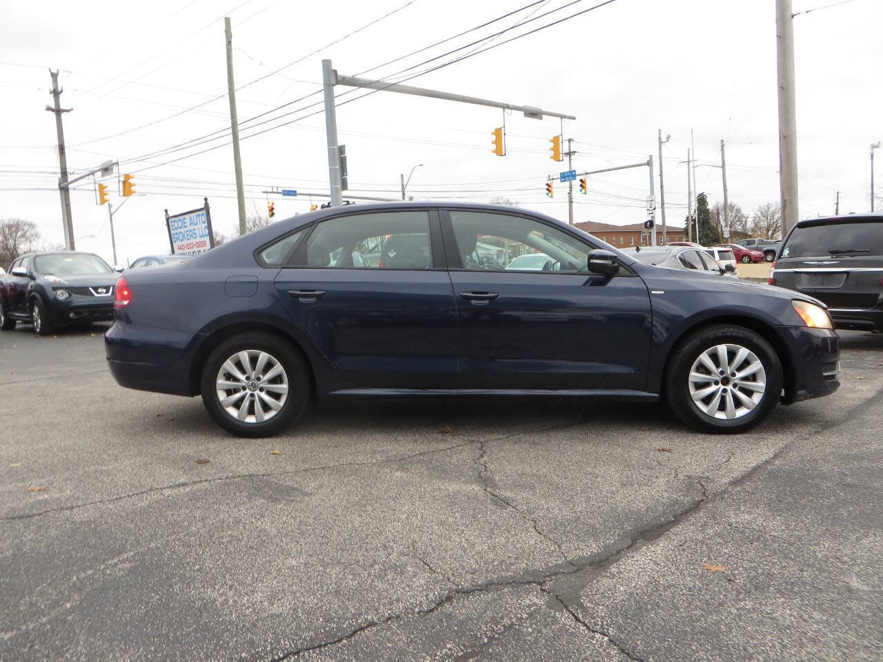 Used 2015 Volkswagen Passat 1.8T Wolfsburg Edition image 6