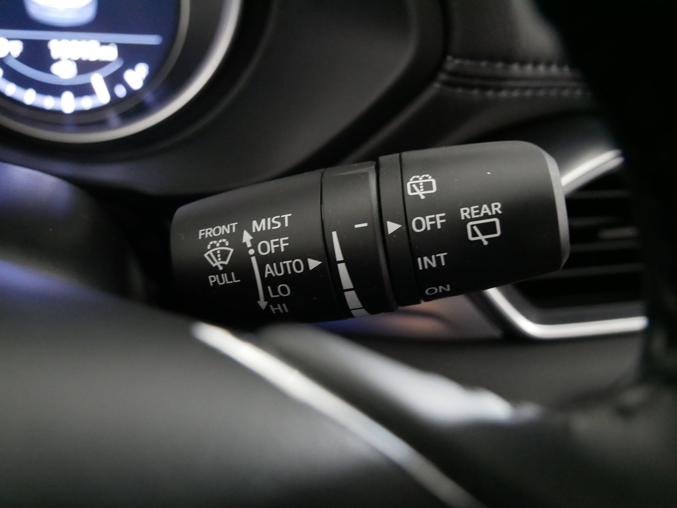 Used 2025 MAZDA CX-5 AWD 2.5 S w/ Preferred Package image 30