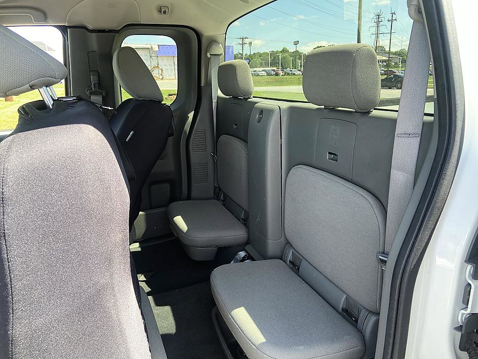 Used 2021 Nissan Frontier S AWD/4WD image 12