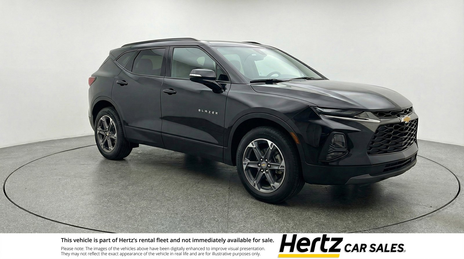 Used 2025 Chevrolet Blazer LT image 1