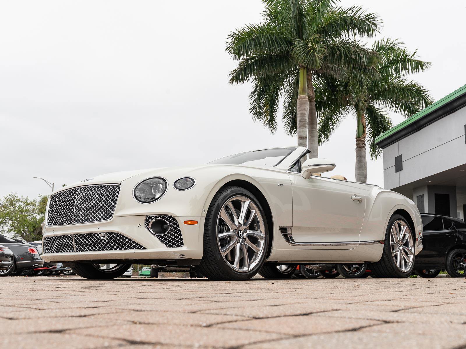 Used 2021 Bentley Continental GT image 7
