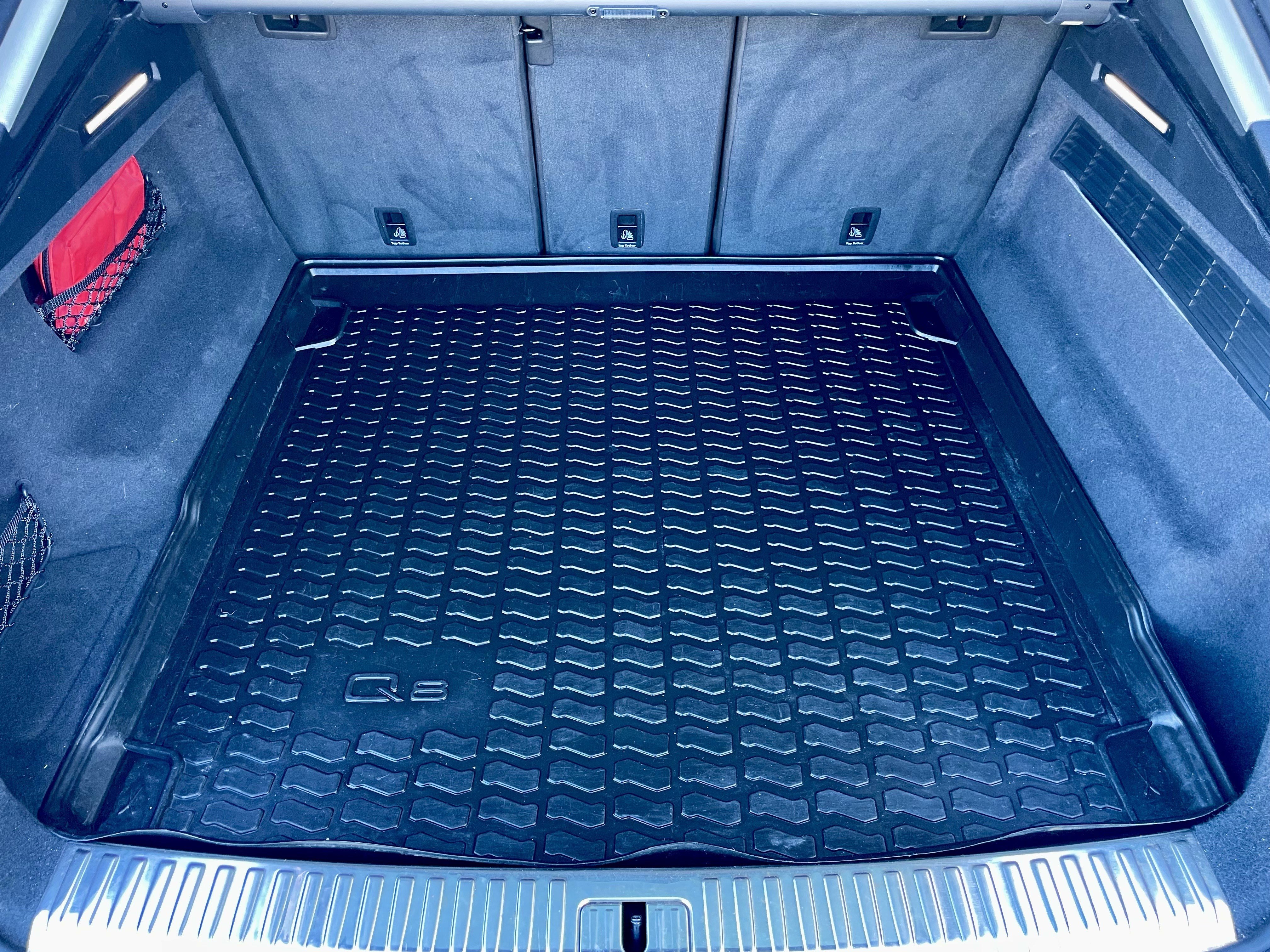 Used 2023 Audi Q8 Premium Plus image 35