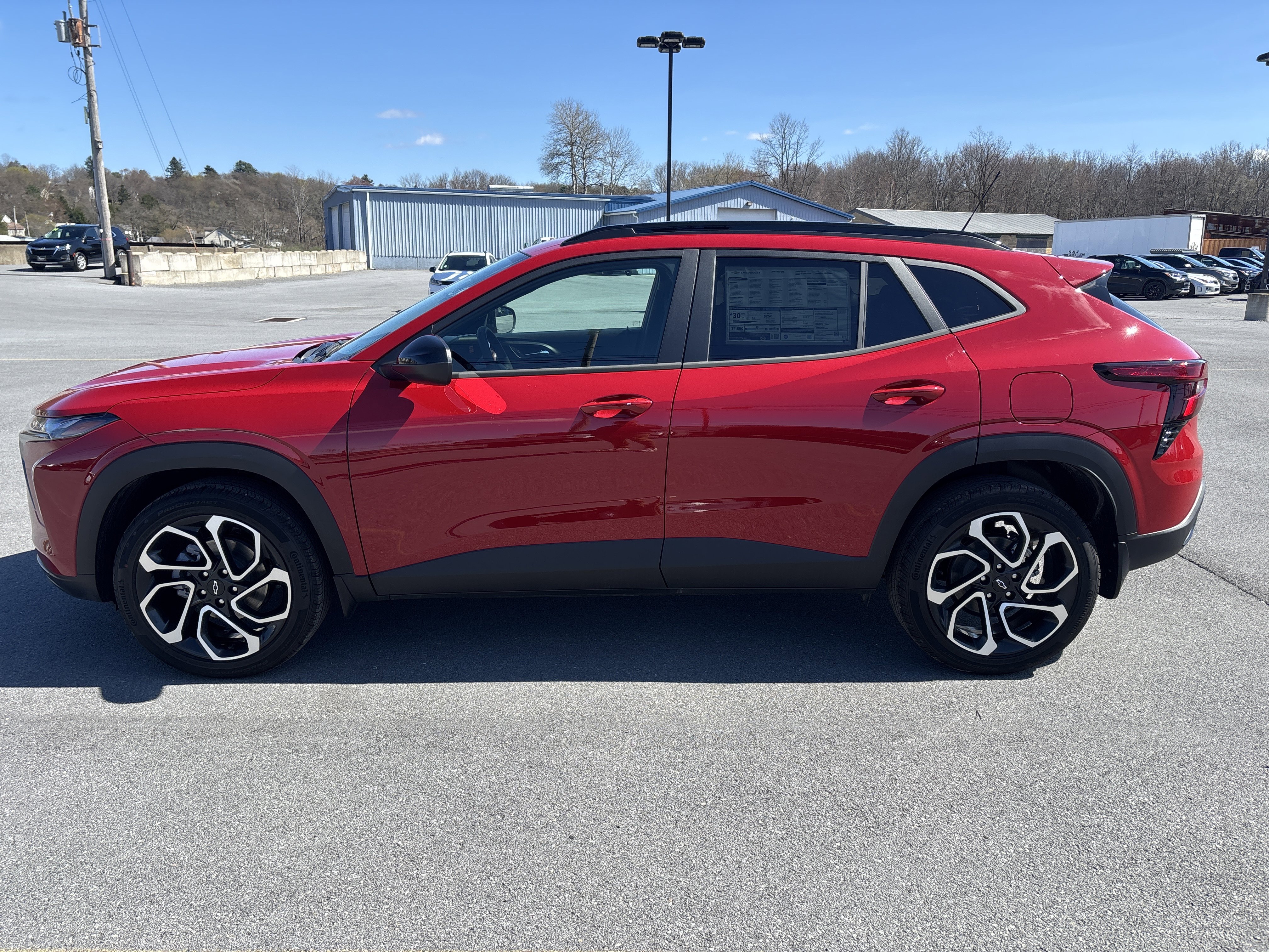 New 2026 Chevrolet Trax RS w/ Sunroof Package FWD image 7