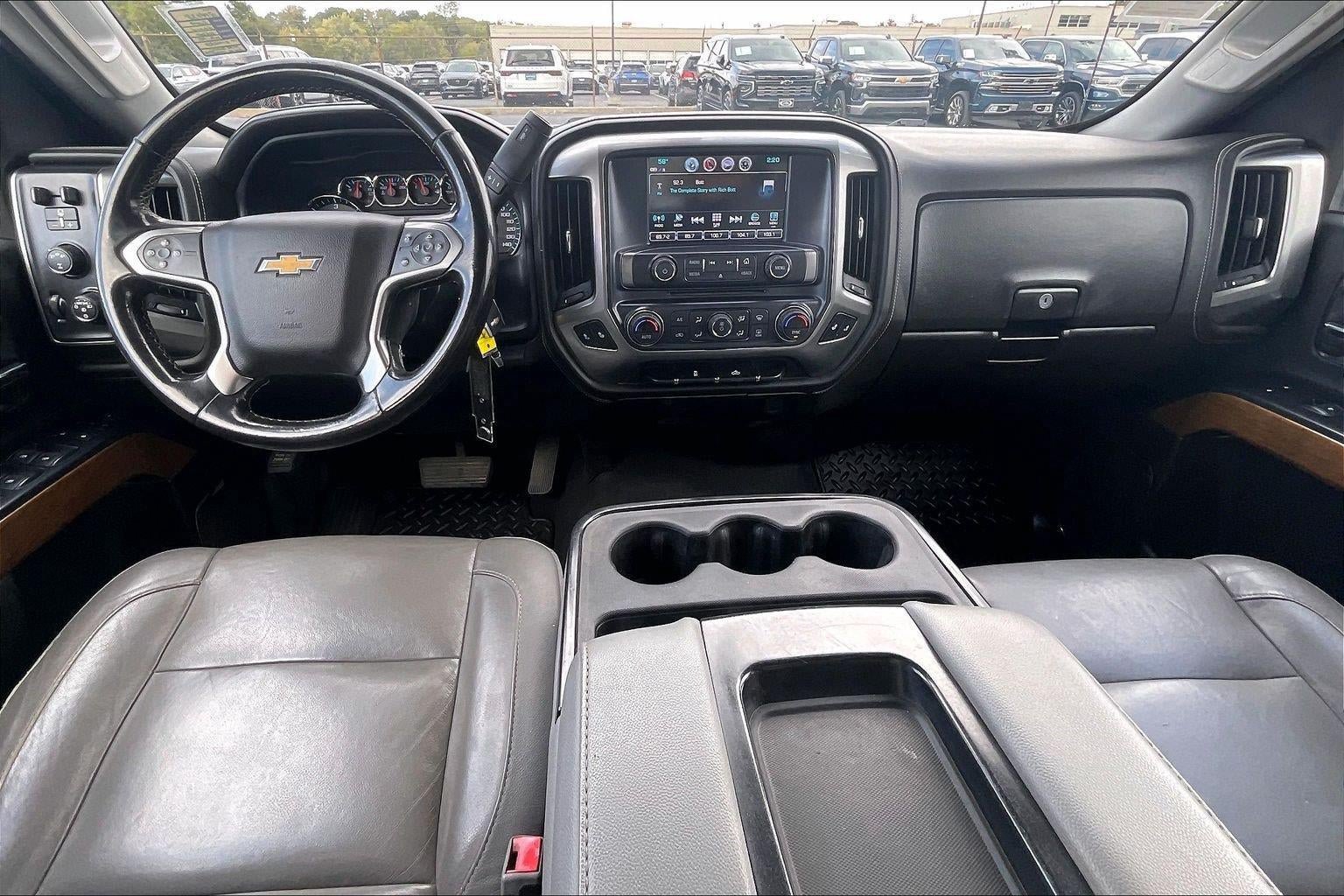 Used 2019 Chevrolet Silverado 2500 LTZ AWD/4WD image 16