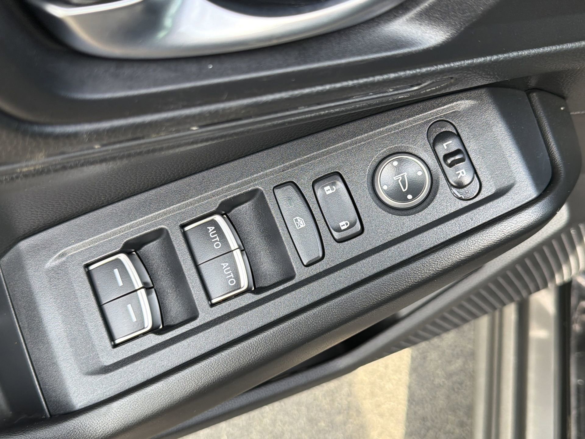 Used 2025 Honda Accord LX image 15