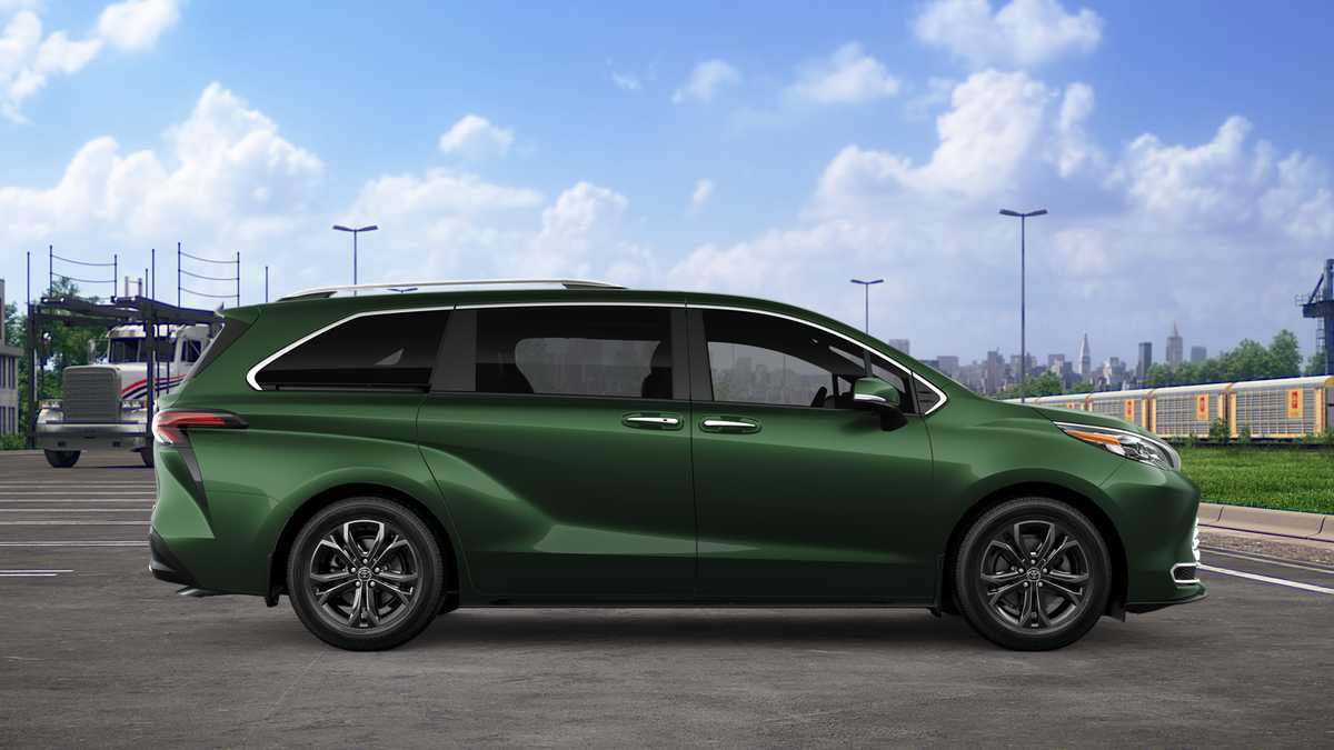 New 2026 Toyota Sienna Platinum AWD/4WD image 12