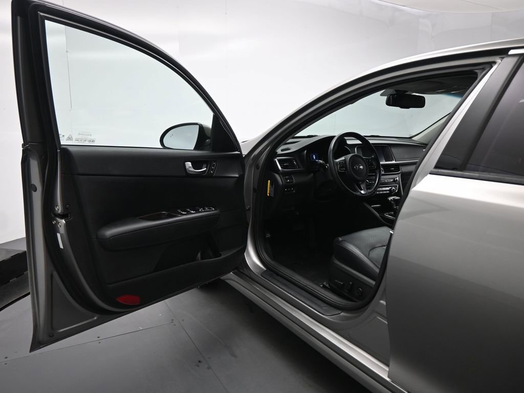 Used 2016 Kia Optima EX w/ Premium Package image 8