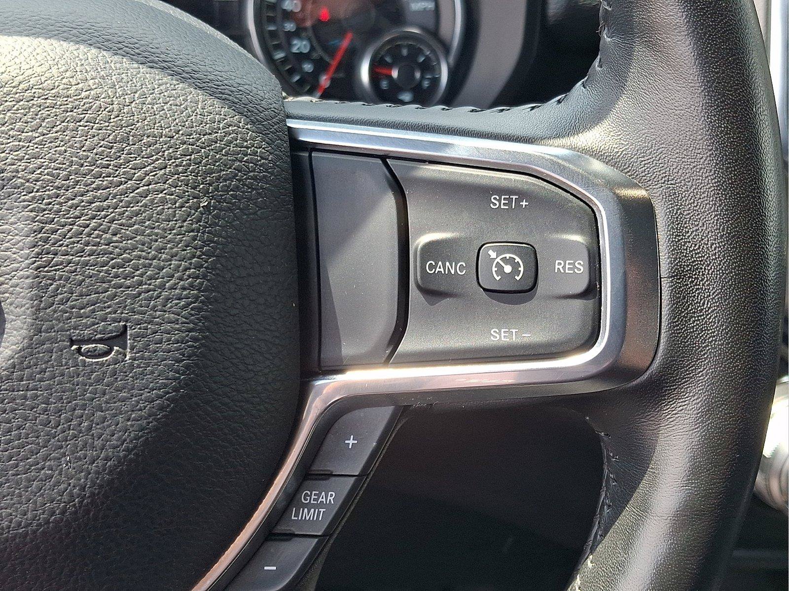 Used 2024 RAM 1500 Laramie AWD/4WD image 21