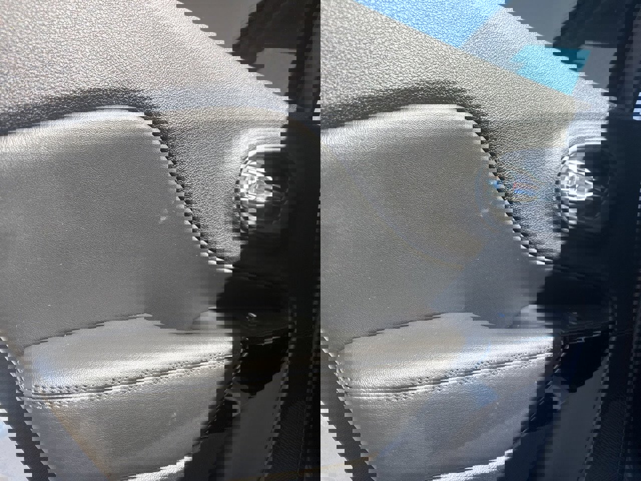 Used 2020 Jeep Cherokee Latitude Plus image 23