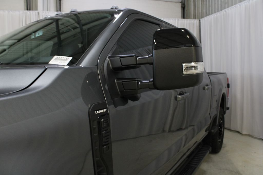 New 2026 Ford F250 Lariat w/ Black Appearance Package AWD/4WD image 35