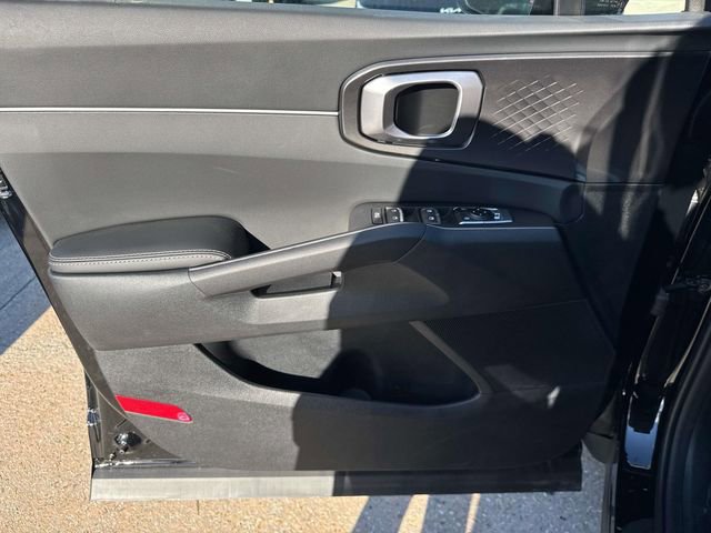 New 2026 Kia Sorento S w/ S Panoramic Sunroof Package FWD image 23